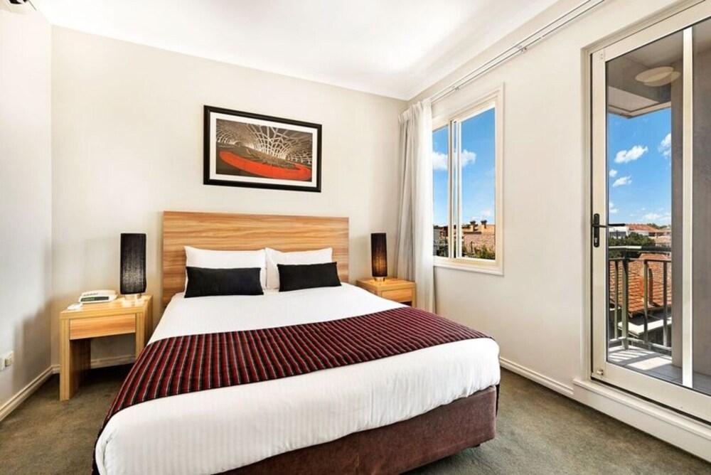 Punt Road Apartment Hotel Melbourne Eksteriør billede